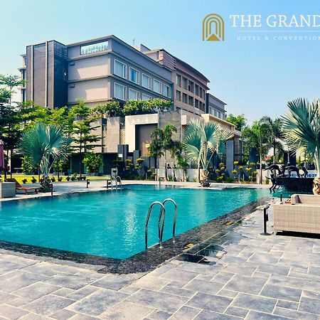 The Grand Arc Hotel & Convention Centre Shahjahanpur 外观 照片