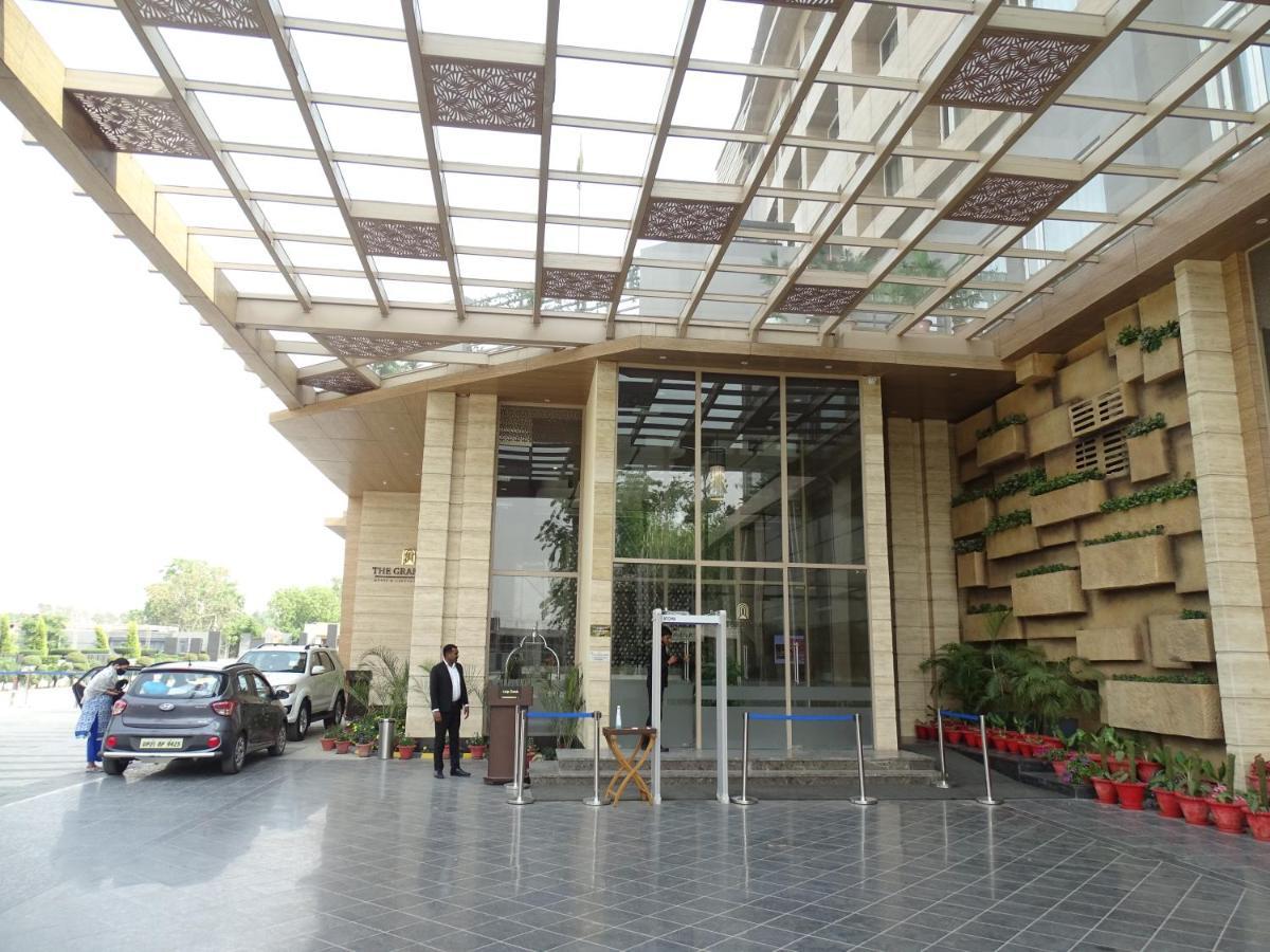 The Grand Arc Hotel & Convention Centre Shahjahanpur 外观 照片